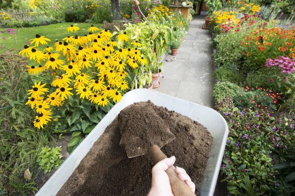 Cost of Topsoil Installation in Newark